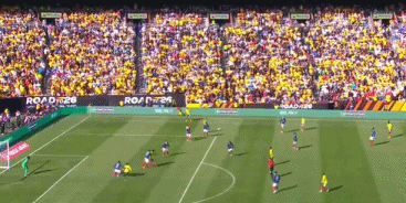 法国3-1哥伦比亚 杜埃双响助球队跨年四连胜