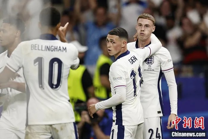 西班牙2-1英格兰夺欧洲杯冠军 亚马尔成决赛最年