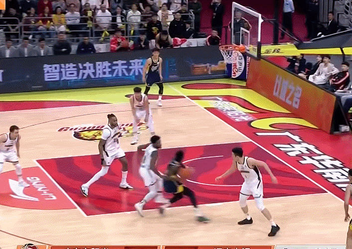 辽宁客场大胜广东豪取五连胜 崔永熙复出首秀贡