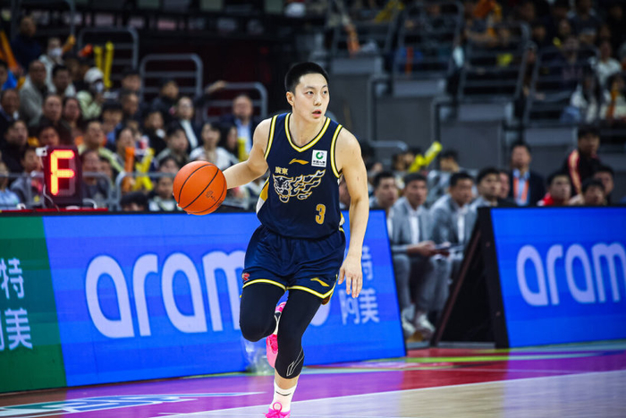 辽宁客场大胜广东豪取五连胜 崔永熙复出首秀贡