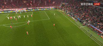 拜仁慕尼黑绝杀皇马晋级半决赛 坎特红牌成关键